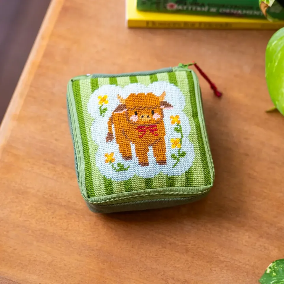 Craft Club Highland Cow kit needlepoint 12x12 cm