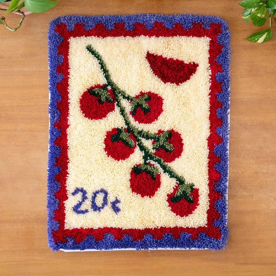 Craft Club Tomato Stamps kit covor latch hook 70x55cm