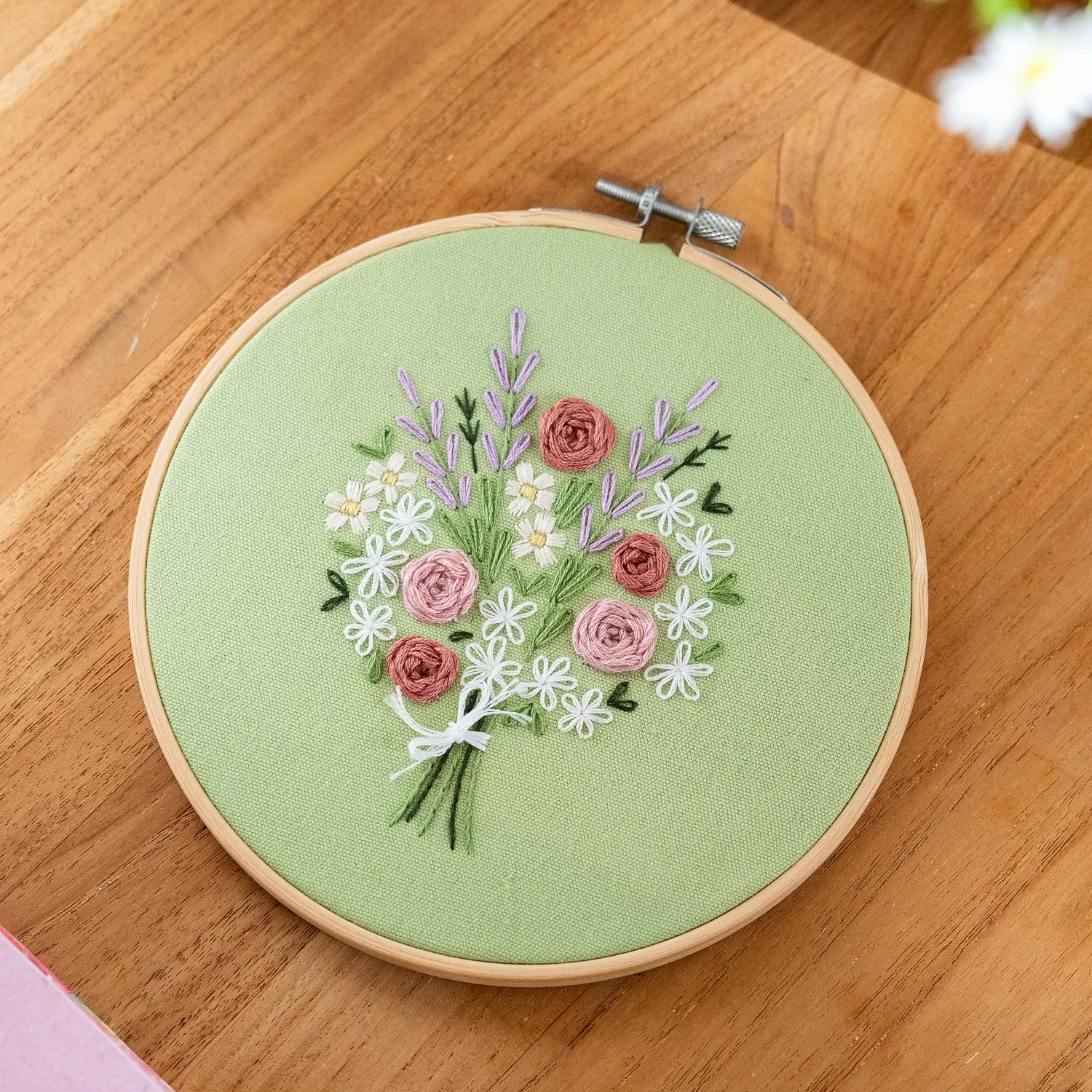Craft Club Darling Daisy Bouquet kit de broderie floral