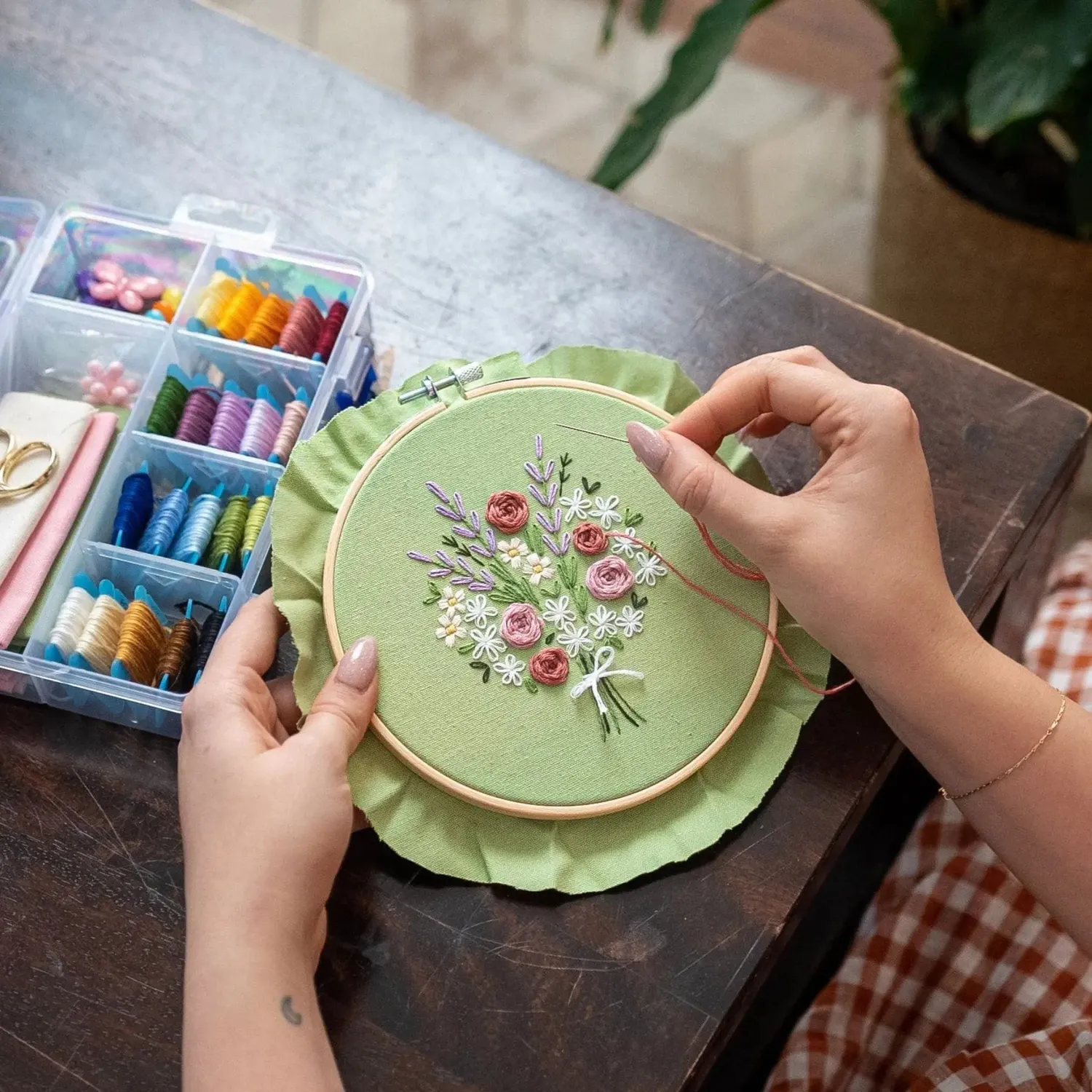 Craft Club Darling Daisy Bouquet kit de broderie floral