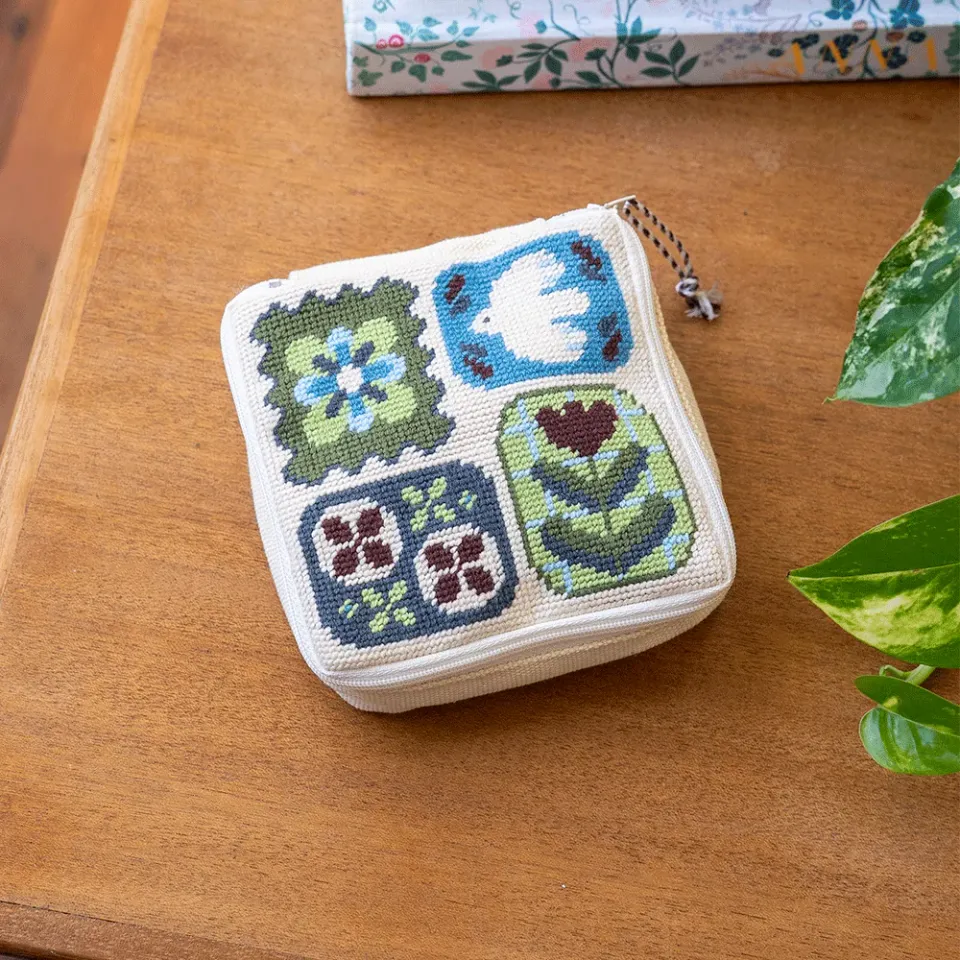 Craft Club Fluttering Fables kit etui goblen 12x12 cm incepatori