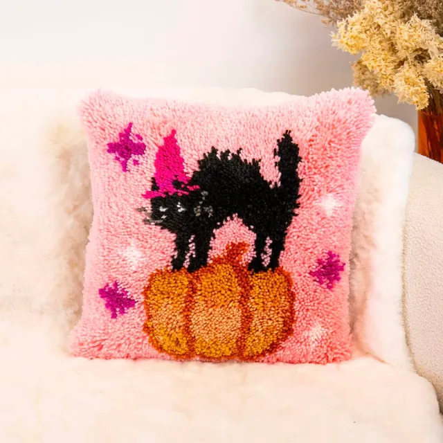 Craft Club Scaredy Cat kit perna 43x43cm latch hook