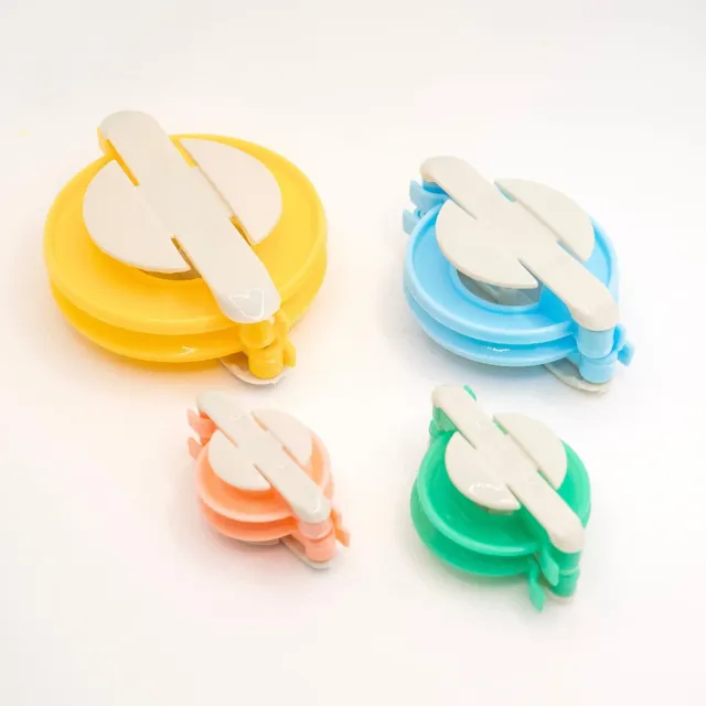 Craft Club set 4 dispozitive pompoane 4-9 cm plastic