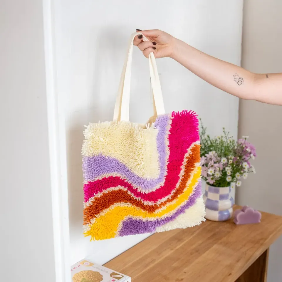 Craft Club Making Waves kit tote bag latch hook 33x33 cm