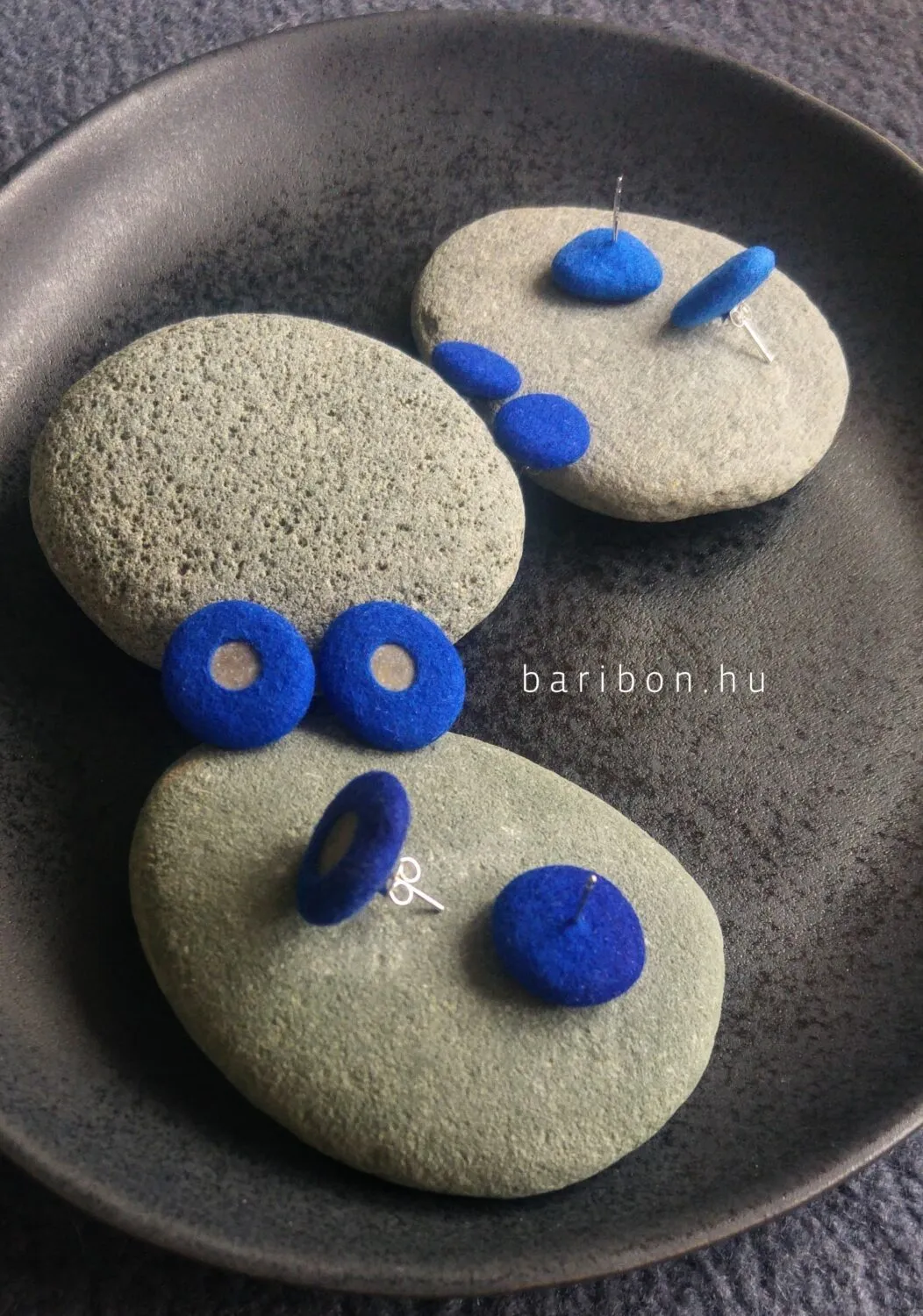 Baribon Pebble workshop cercei impasliti cu pietre