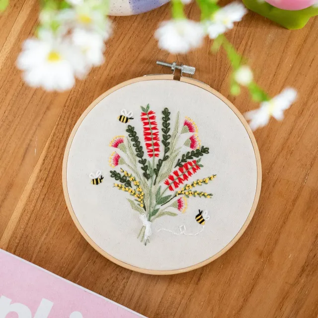 Craft Club Australian Native Bouquet kit broderie