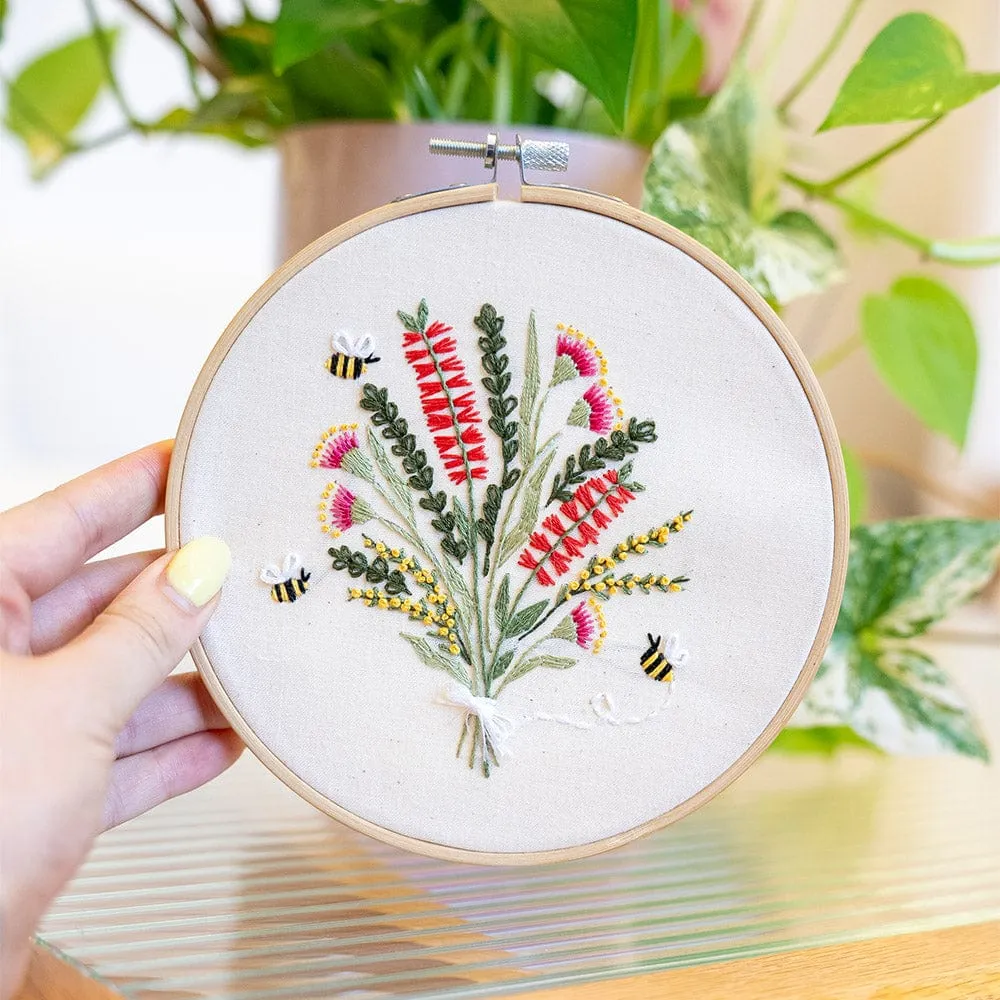 Craft Club Australian Native Bouquet kit broderie