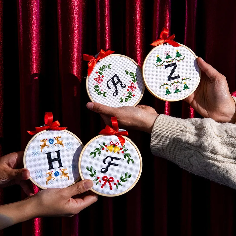 Craft Club Family Initials kit cruce ornamente Crăciun 4 buc