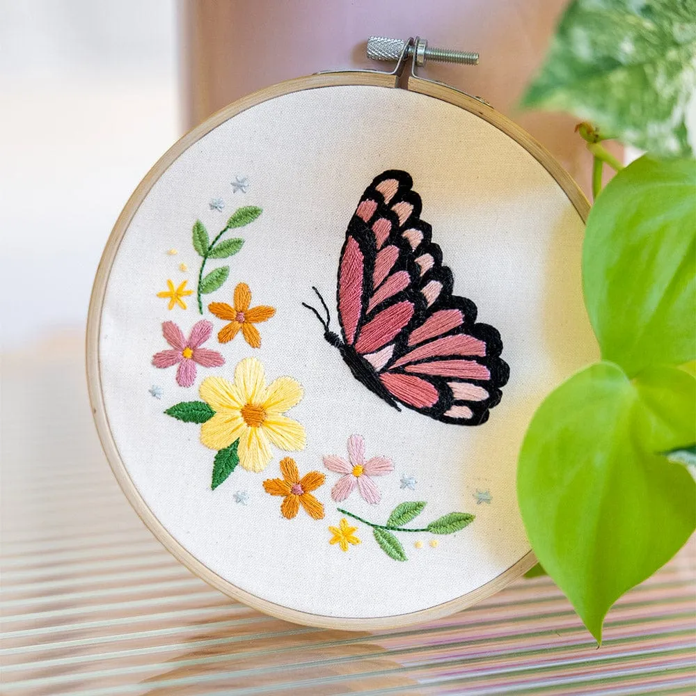 Craft Club Blushing Butterfly kit broderie fluture